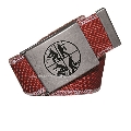 Gürtel aus Neuem originalem Feuerwehrschlauch Rot
125cm lang 
40 mm breit 
Stückweise verpackt, 
seitlich eingefasst, 
mit Koppelschnalle Aufdruck Retten, Bergen ... (Feuerwehrsignet)
